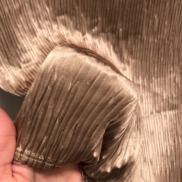 Brown and Gold Ribbed Tank Top - Picture 4 of 4